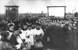 Поминальная служба в Освенциме