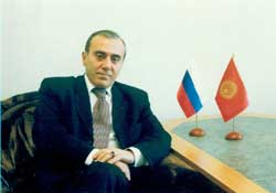 Генеральный консул России в Оше Г. Агасарян