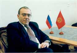 Генеральный консул России в Оше Г.Агасарян