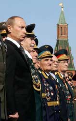 Президент РФ В.Путин с ветеранами
